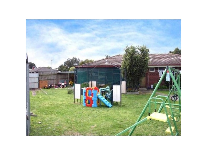 Cranbourne North VIC 3977