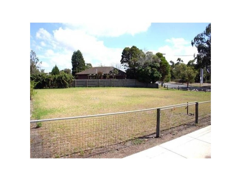 Junction Village VIC 3977