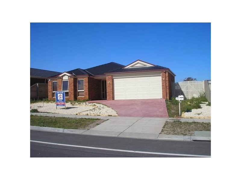 66 Elliott Parade, Lynbrook VIC 3975