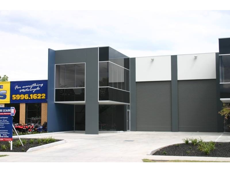 2/106 Camms Road, Cranbourne VIC 3977