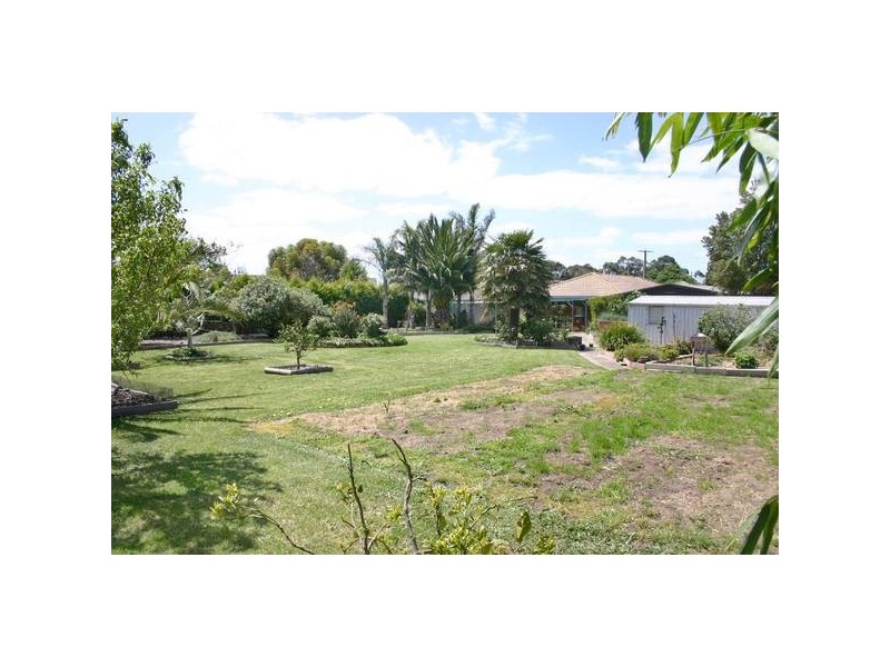 Cranbourne VIC 3977