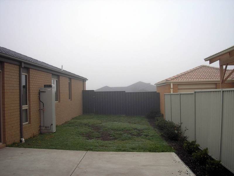 25 Gatehouse Parade, Cranbourne East VIC 3977