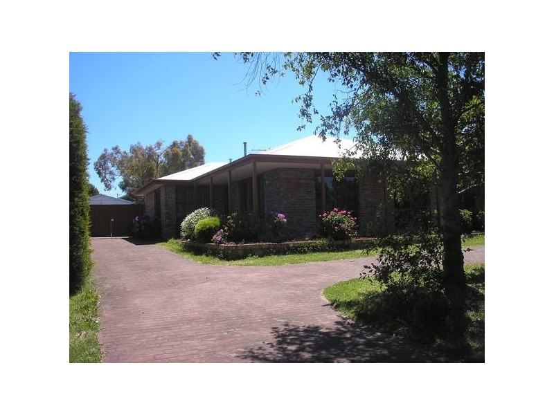11 Rainbow Court, Pearcedale VIC 3912