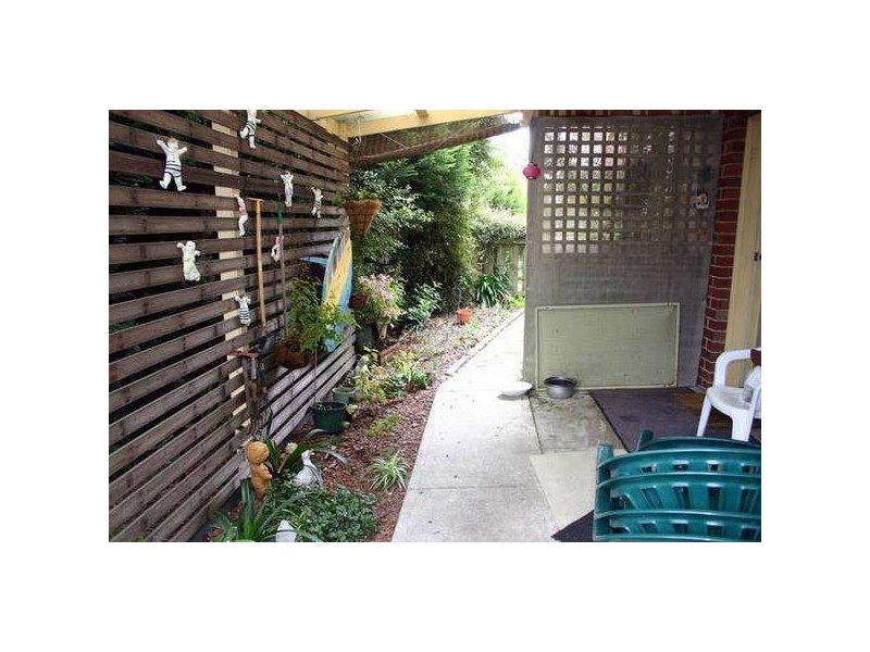 Junction Village VIC 3977