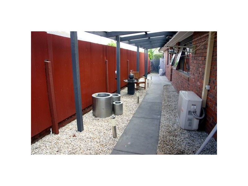 Cranbourne North VIC 3977