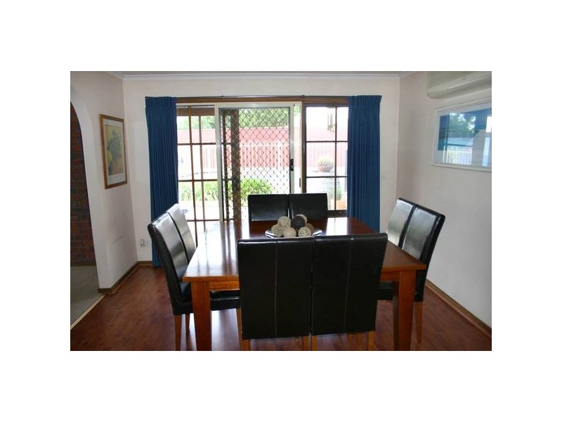 Cranbourne North VIC 3977