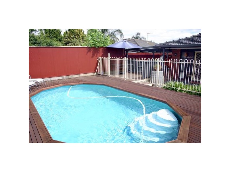 Cranbourne North VIC 3977