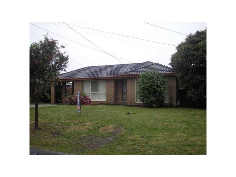 5 Mallory Court, Cranbourne VIC 3977