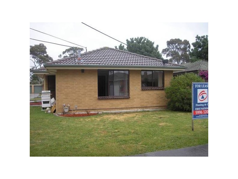 1/10 Stawell Street, Cranbourne VIC 3977