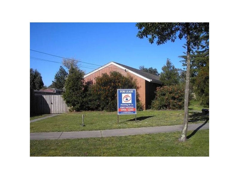 14 Valerie Drive, Cranbourne VIC 3977