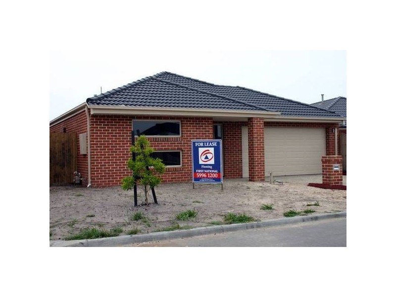 5 Matilda Court, Lynbrook VIC 3975
