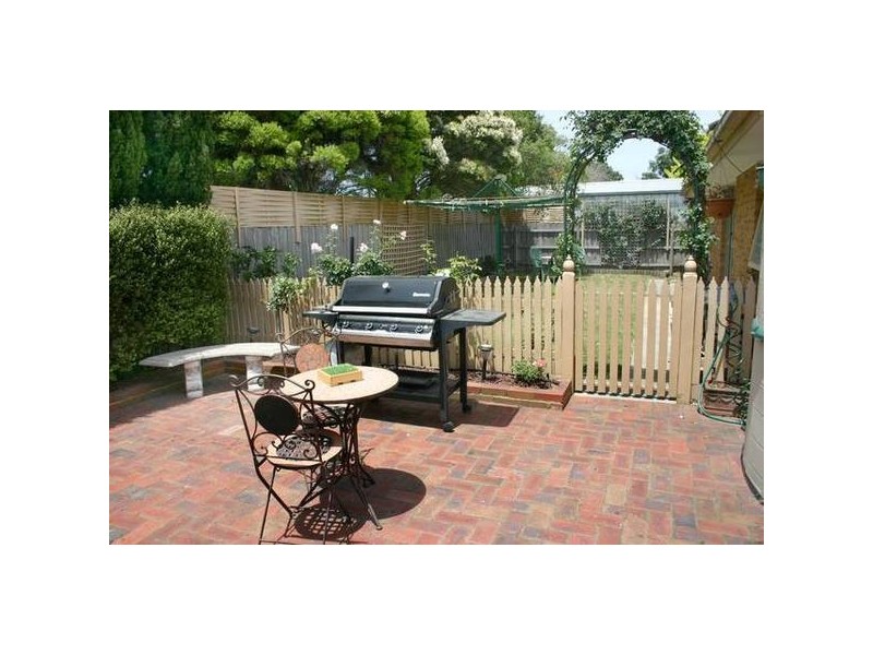 Cranbourne North VIC 3977