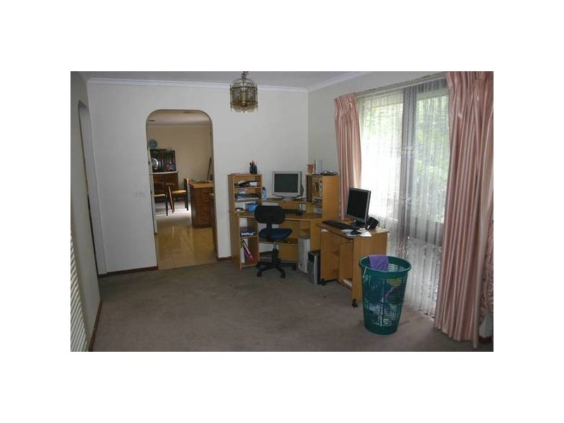 Cranbourne North VIC 3977