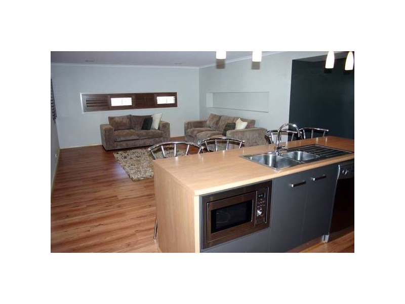 Cranbourne East VIC 3977