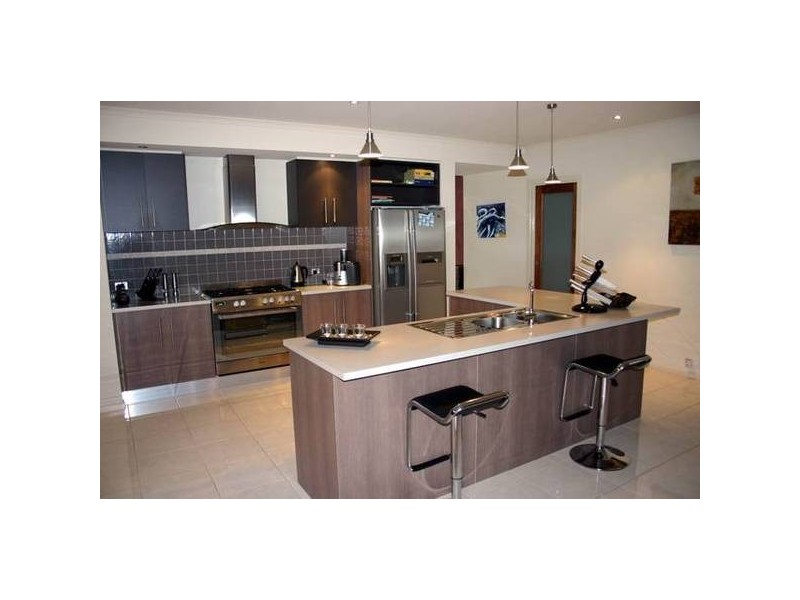Narre Warren South VIC 3805