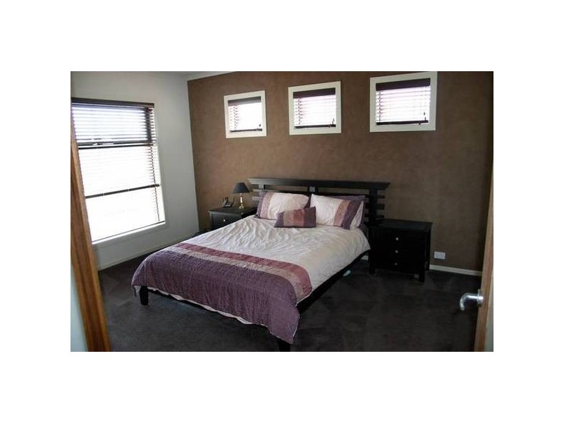 Narre Warren South VIC 3805
