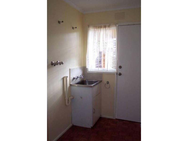 39 Cranbourne Drive, Cranbourne VIC 3977