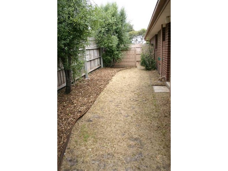 Cranbourne North VIC 3977