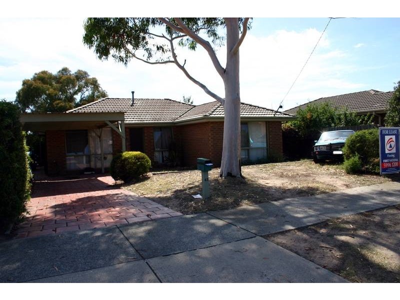 43 Edeys Run, Hampton Park VIC 3976