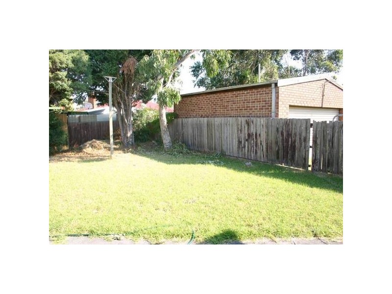 Cranbourne North VIC 3977