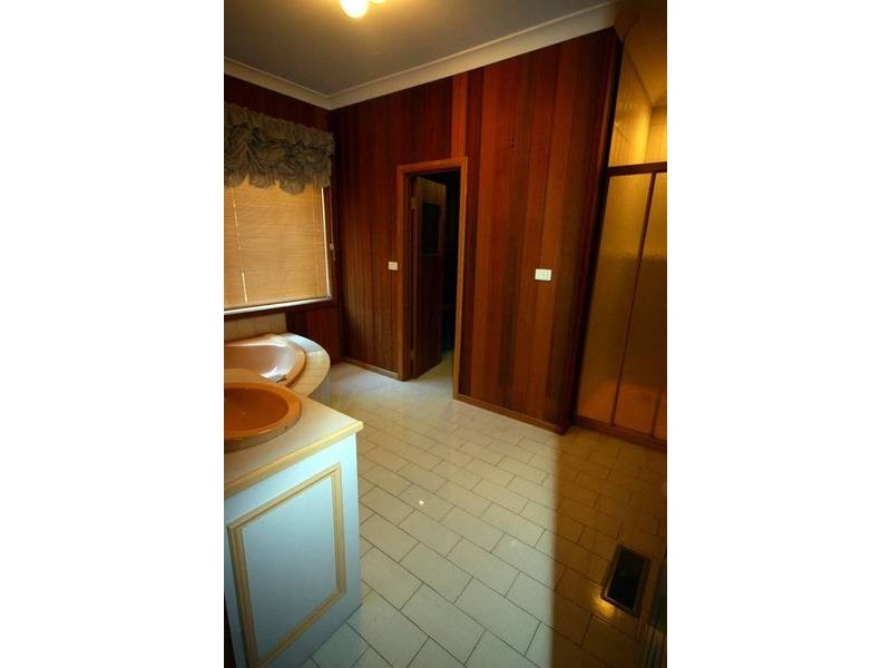 Cranbourne VIC 3977
