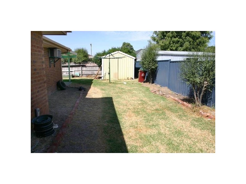 Cranbourne VIC 3977