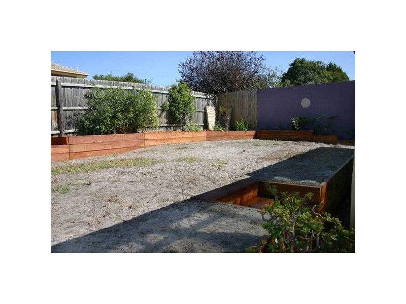 Junction Village VIC 3977