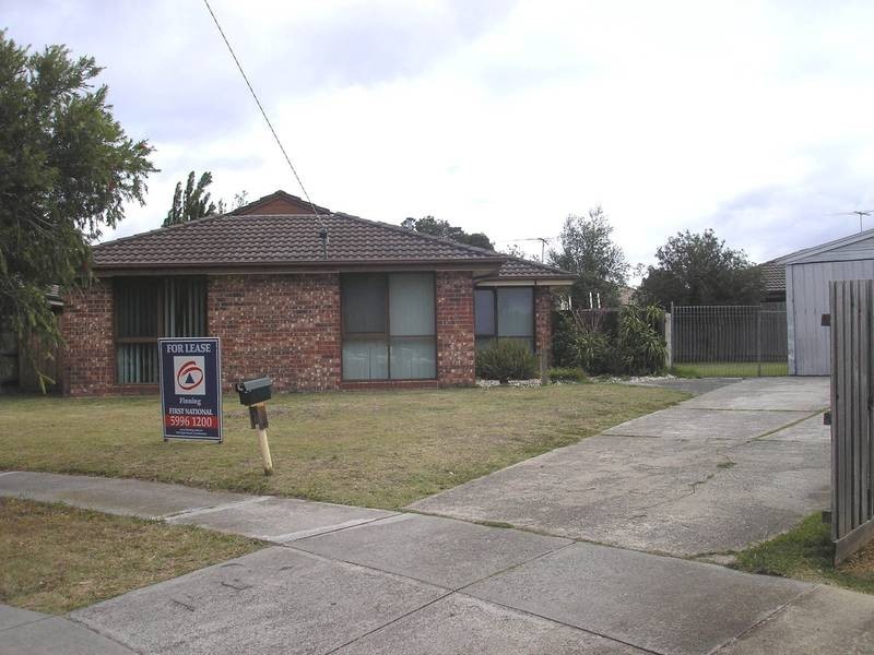 11 Martin Place, Cranbourne VIC 3977