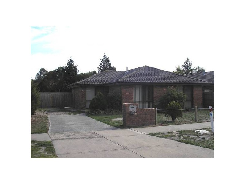 11 Ferncroft Court, Cranbourne VIC 3977