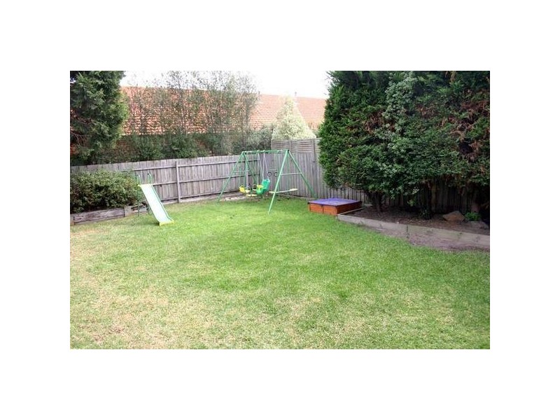 Cranbourne North VIC 3977