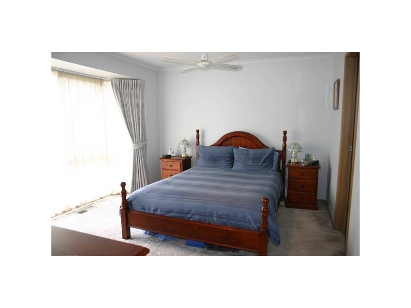 Cranbourne North VIC 3977