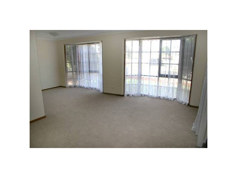 Cranbourne North VIC 3977
