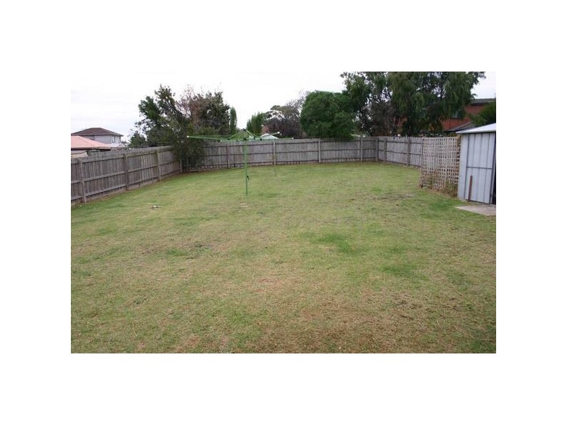 Cranbourne VIC 3977