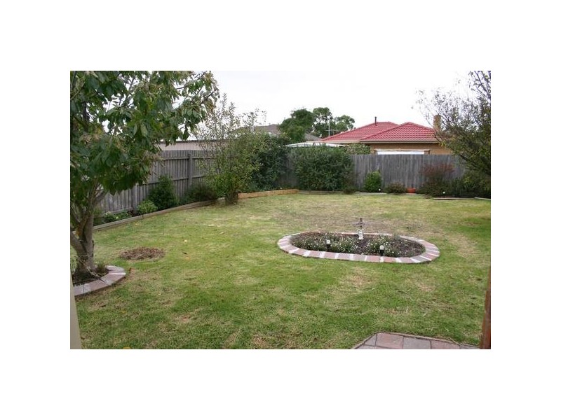 Cranbourne West VIC 3977