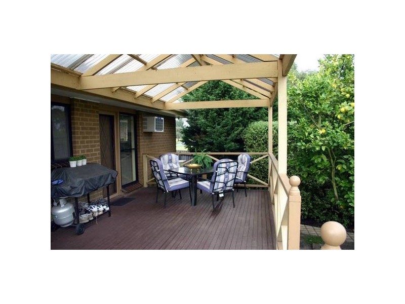 Junction Village VIC 3977