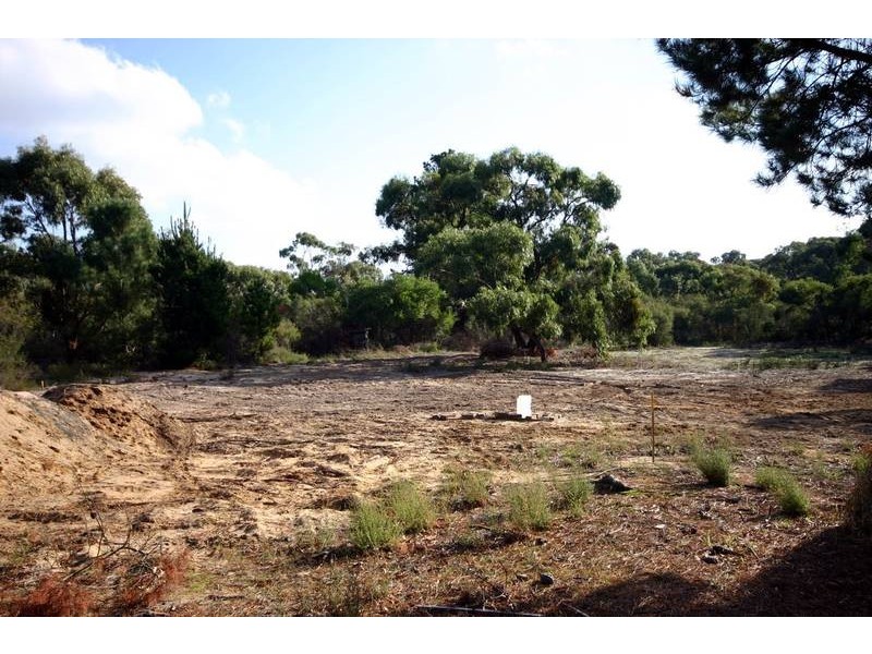 Lot 2, 50 Earlston Circuit, Cranbourne VIC 3977
