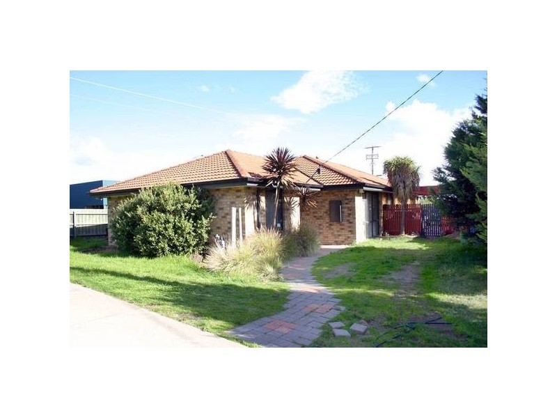 Cranbourne North VIC 3977