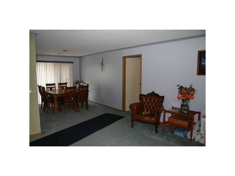 Cranbourne North VIC 3977