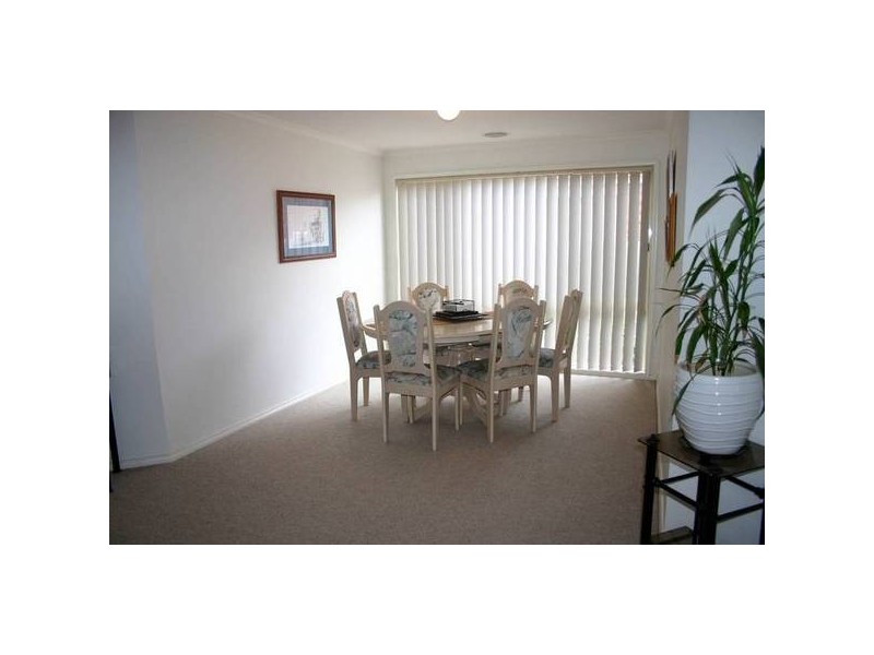 Cranbourne West VIC 3977