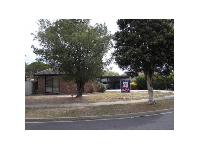 3 Burke Court, Cranbourne North VIC 3977