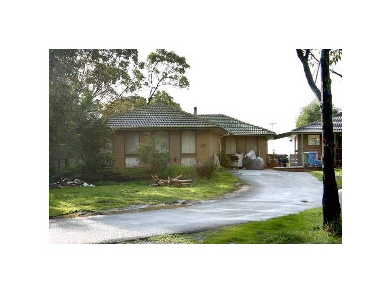 7 Chevron Avenue, Cranbourne South VIC 3977