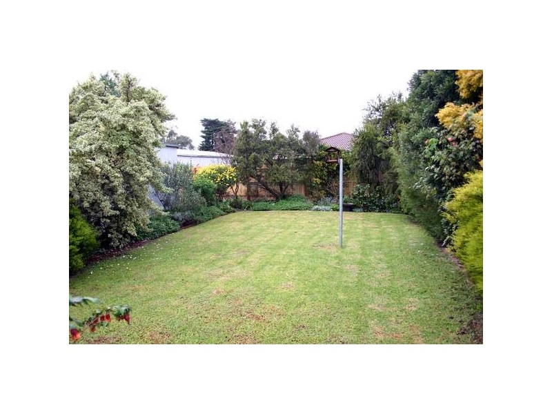 Cranbourne VIC 3977
