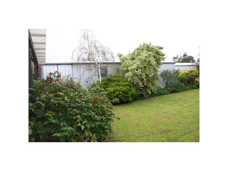 Cranbourne VIC 3977