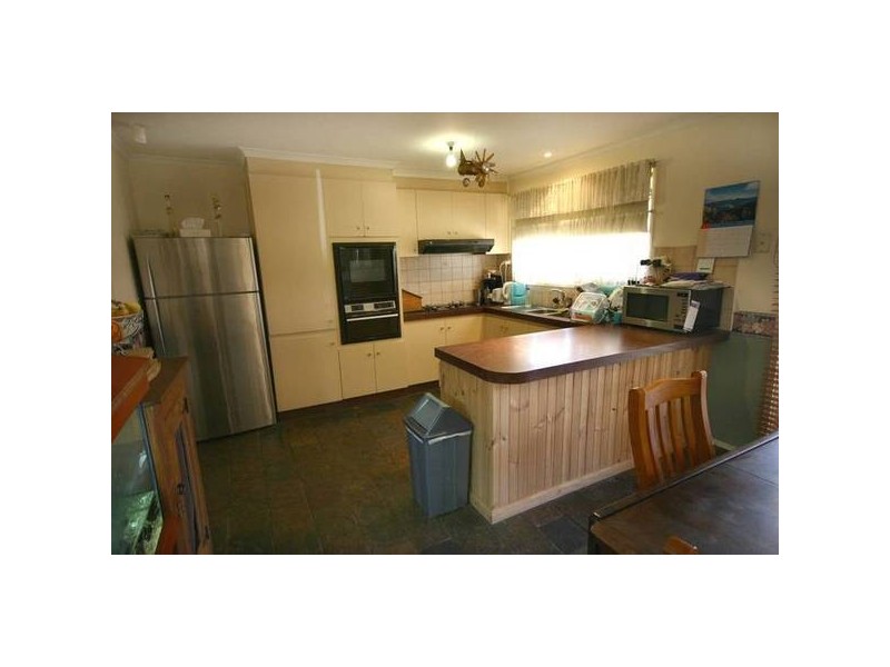 Cranbourne VIC 3977