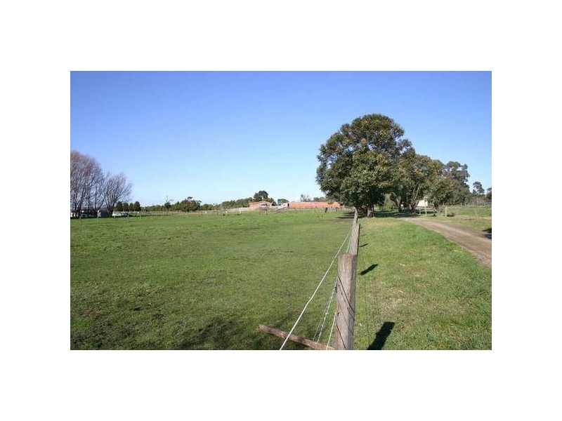 Cranbourne East VIC 3977