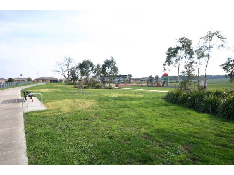 Cranbourne East VIC 3977