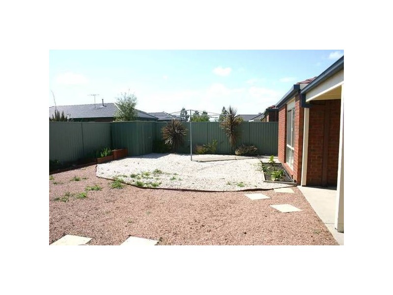 Cranbourne East VIC 3977