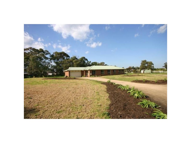 Junction Village VIC 3977