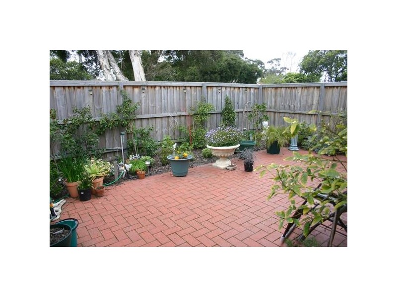 Cranbourne VIC 3977