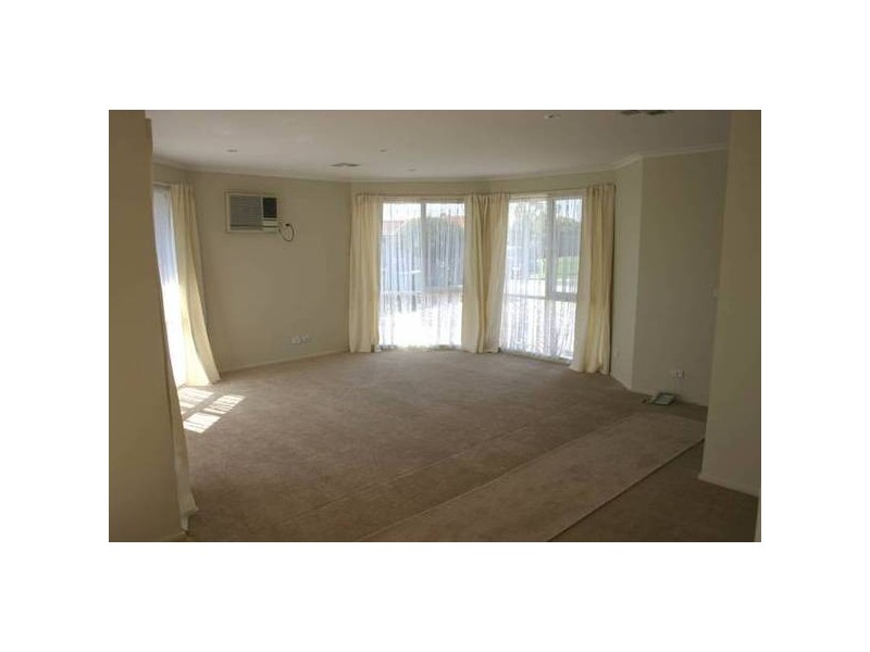 Cranbourne West VIC 3977